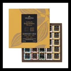 VALRHONA Chocolats À Offrir|Confiserie|Coffret 50 Carrés de Chocolats Noir et Lait Les Initiés 250 g