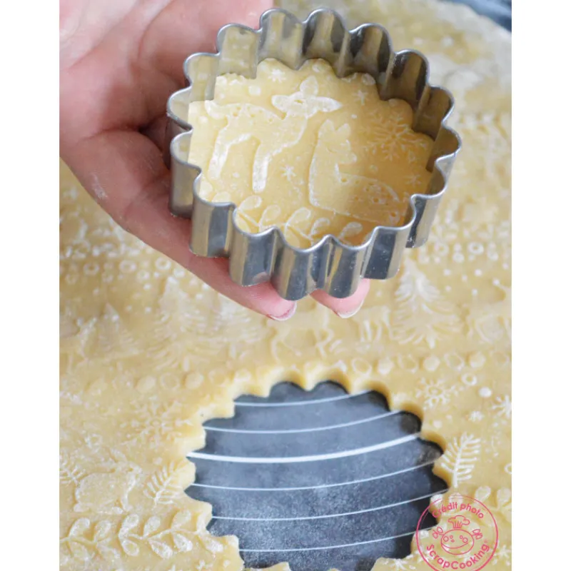 SCRAPCOOKING Ustensiles Décor Gâteau|Ustensiles Pâtisserie|FIN DE SERIE Rouleau à Pâtisserie Motif Noël Forêt Enchantée 39 cm