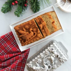 NORDIC WARE Moule Anti-adhésif|Moules À Gâteaux|Moule à Cake Traineau du Père-Noël Silver