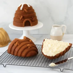 NORDIC WARE Moule Anti-adhésif|Moules À Gâteaux|Moule à Gâteau 3D Ruche Toffee