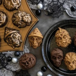 NORDIC WARE Moule Anti-adhésif|Moules À Gâteaux|Moule à Gâteaux Monstres (x8) Bronze