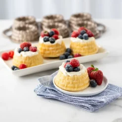 NORDIC WARE Moule Anti-adhésif|Moules À Gâteaux|Moule à Gâteaux Paniers (x6) Toffee