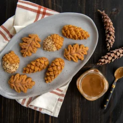 NORDIC WARE Moule Anti-adhésif|Moules À Gâteaux|Moule à Gâteaux Pommes de Pin (x9) Bronze