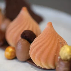 SILIKOMART Moule Silicone|Moules À Gâteaux|Moule Silicone 15 Sphères Torsadées Russian Tale Ø41,5 x h45,5 mm 30ml Professional