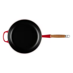 LE CREUSET Sauteuses|Sauteuse en Fonte 28 cm Cerise avec Manche en Bois Signature